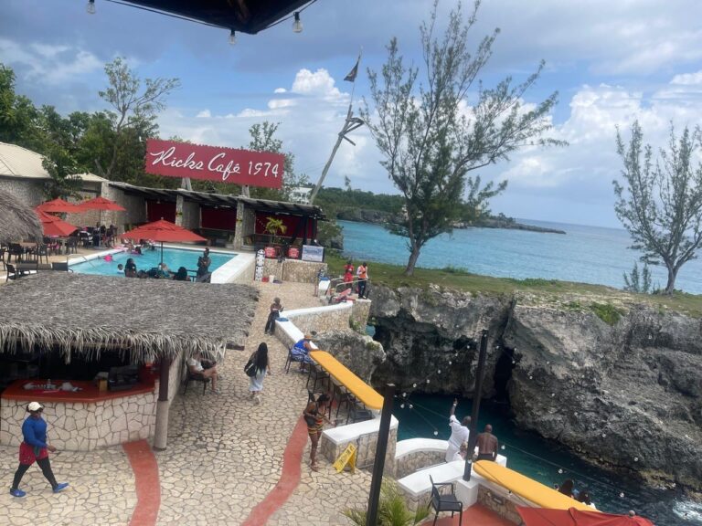 rick cafe negril jamaica.jpg 1