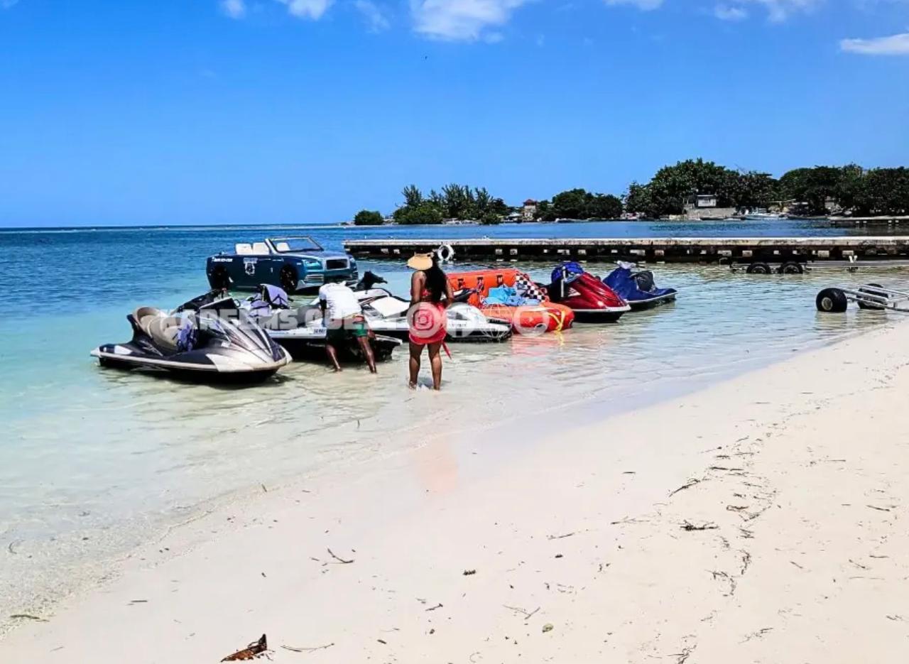 Tropical Bliss Beach excursion from Montego Bay Cruise Port
